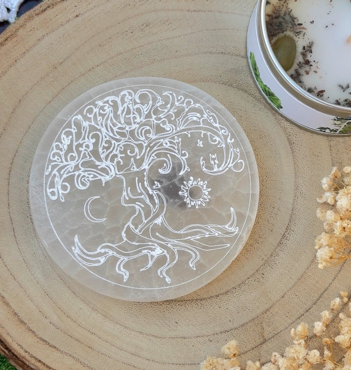 Placa de Selenita Circular Sol, Luna y Árbol de la Vida (10 cm)