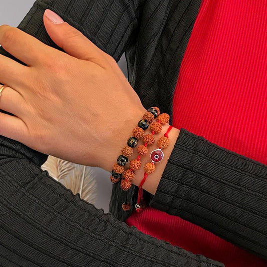 Pulsera Protección del Amor · Ojo turco rojo – detalle